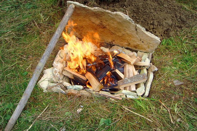 Nahrungszubereitung im Wildnisseminar