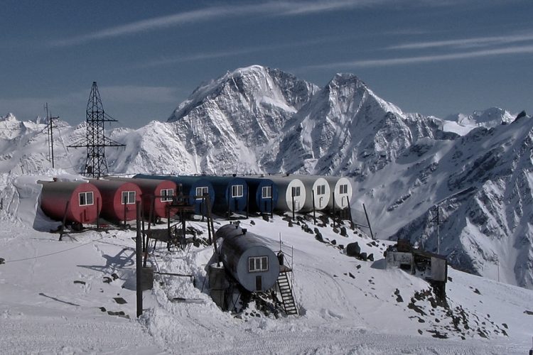 Elbrus | Tonnenhütten (Botschki)